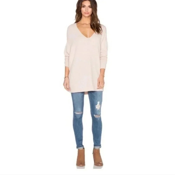 Free People Oversized Softly Vee Wool/ Yak Blend Sweater in Ballet(S) - Picture 1 of 9